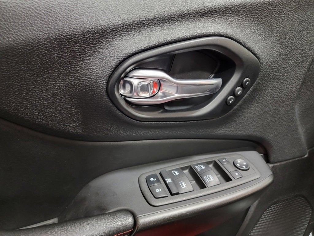 2021 Jeep Cherokee Trailhawk