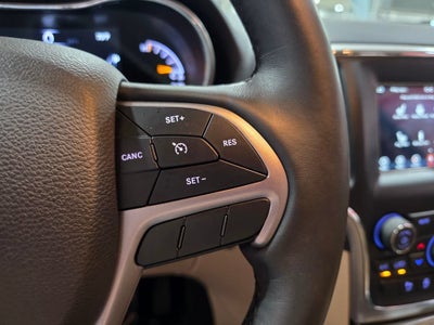 2019 Jeep Grand Cherokee Laredo E