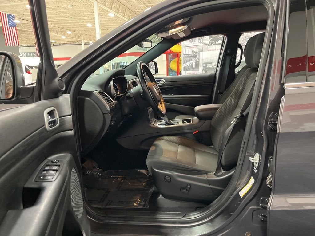 2021 Jeep Grand Cherokee Laredo E 4x4