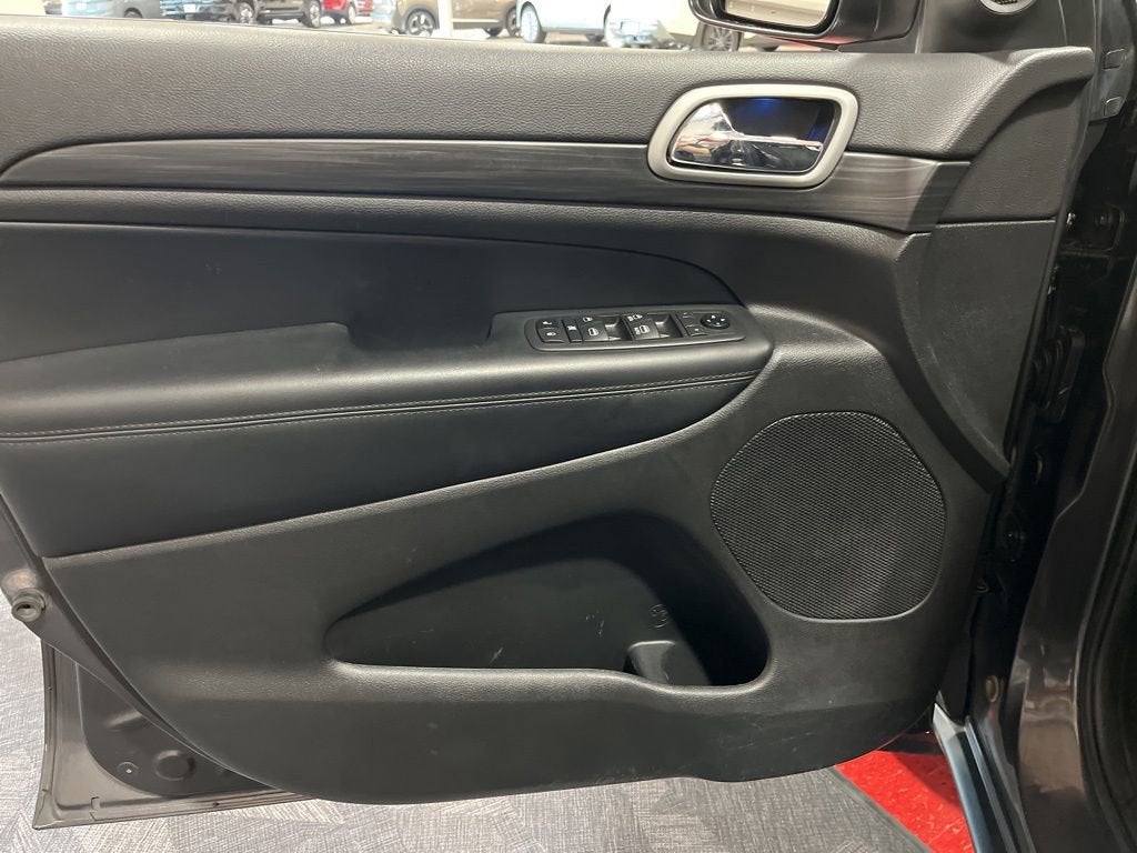 2021 Jeep Grand Cherokee Laredo E 4x4