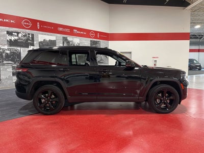 2023 Jeep Grand Cherokee Altitude 4x4