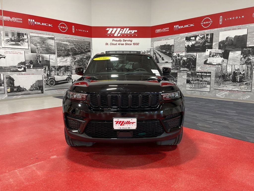 2023 Jeep Grand Cherokee Altitude 4x4