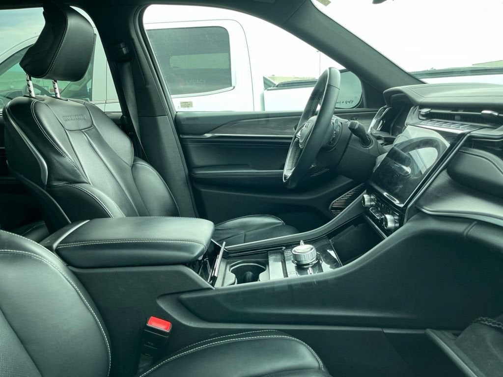 2022 Jeep Grand Cherokee Overland