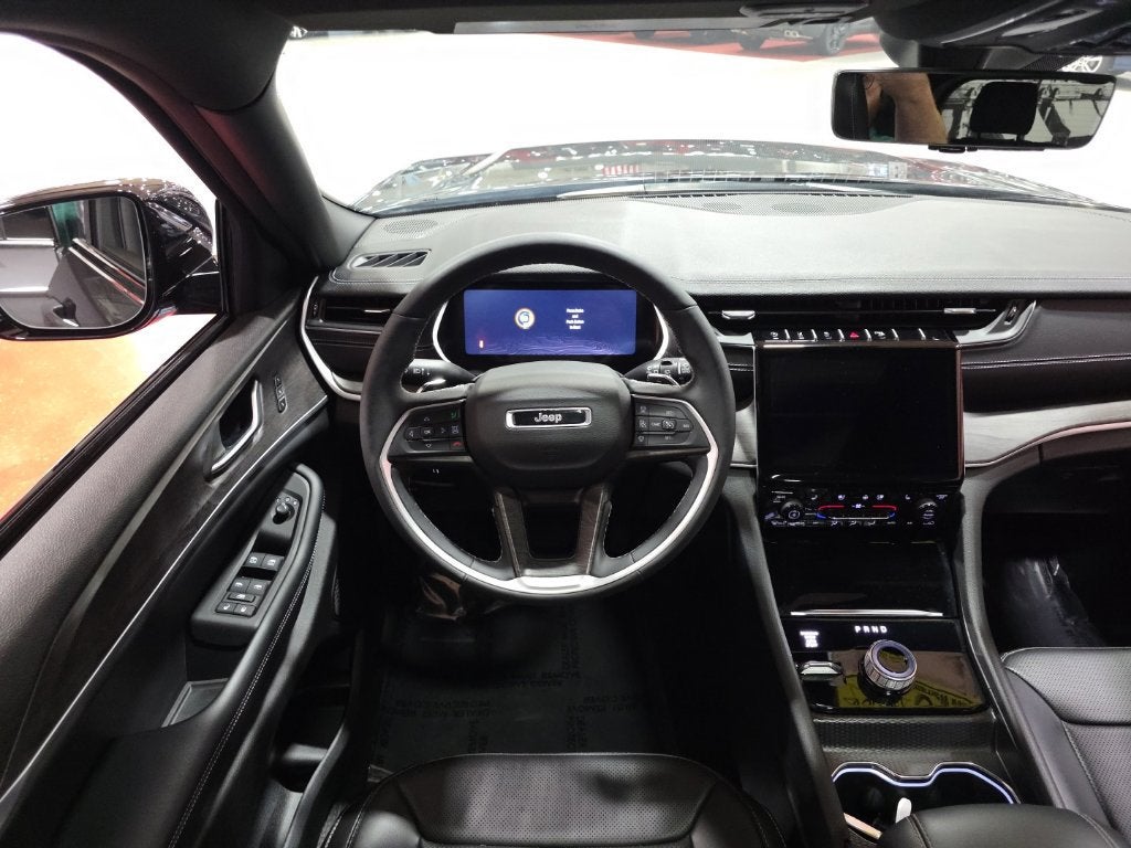 2024 Jeep Grand Cherokee L Limited 4x4
