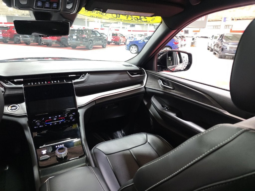 2024 Jeep Grand Cherokee L Limited 4x4
