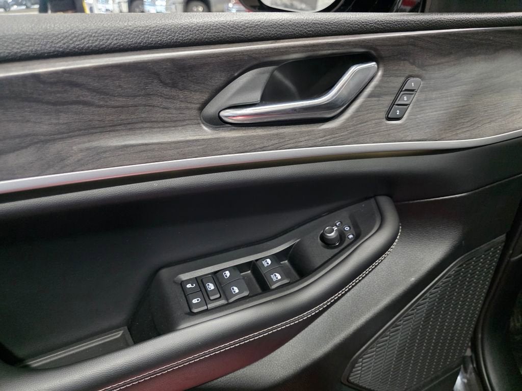 2024 Jeep Grand Cherokee L Limited 4x4