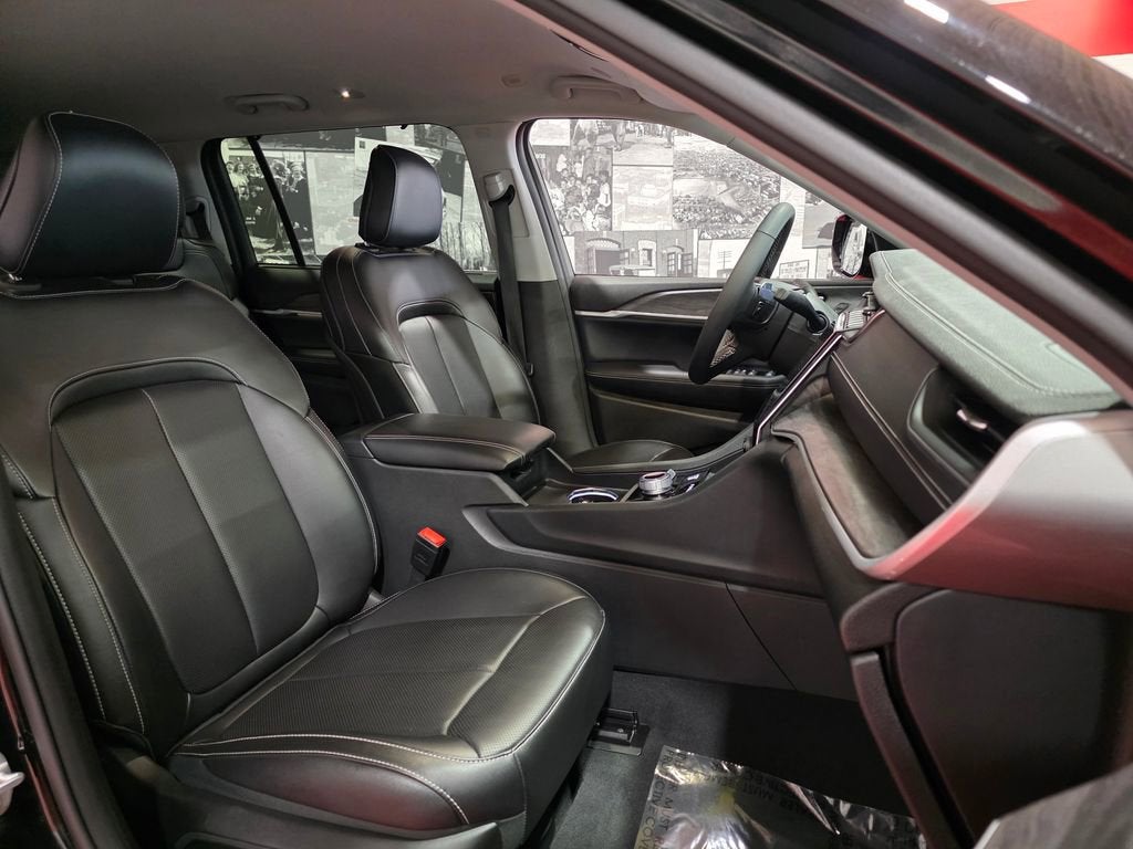 2024 Jeep Grand Cherokee L Limited 4x4