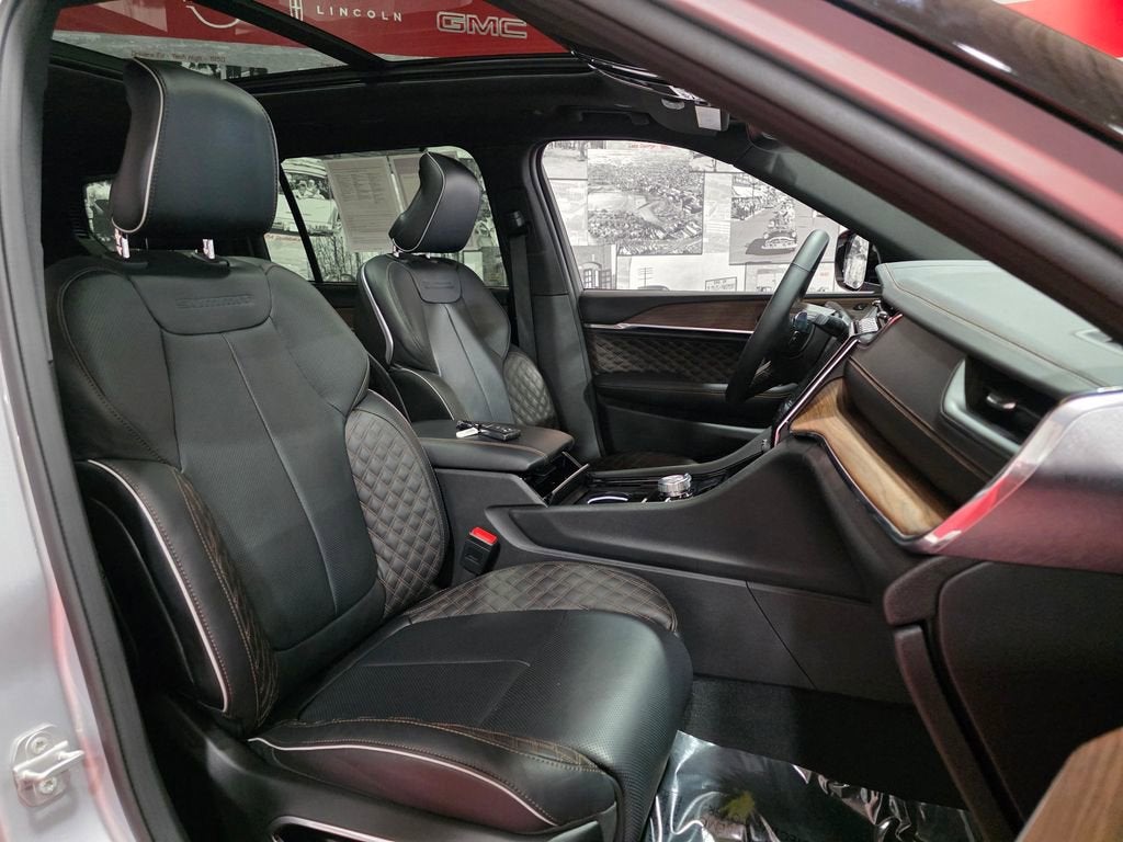 2024 Jeep Grand Cherokee L Summit 4x4