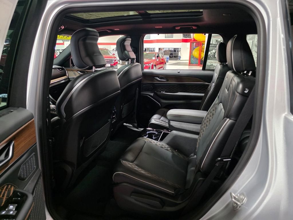 2024 Jeep Grand Cherokee L Summit 4x4