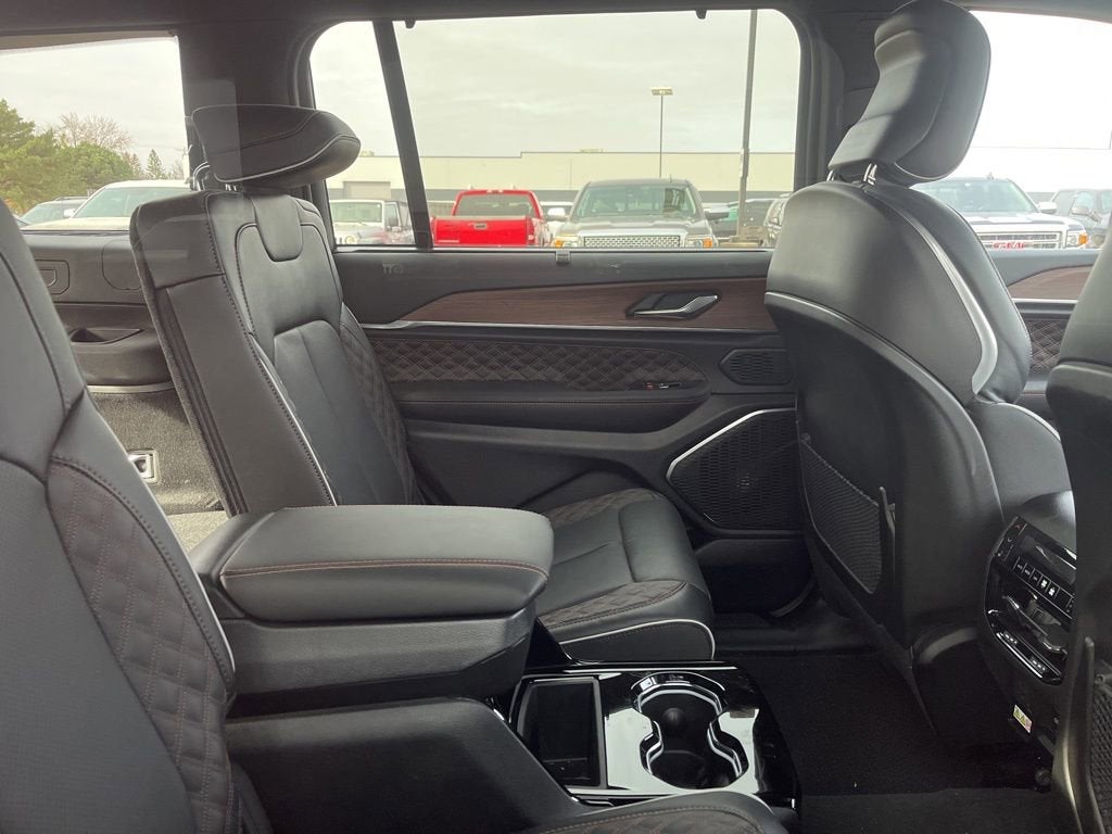 2024 Jeep Grand Cherokee L Summit 4x4