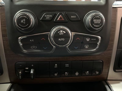 2017 RAM 1500 Laramie Crew Cab 4x4 5'7" Box