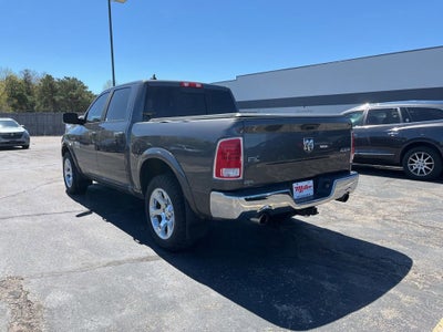2017 RAM 1500 Laramie Crew Cab 4x4 5'7" Box