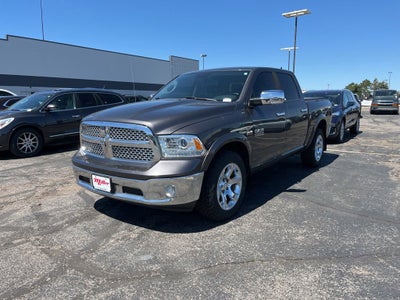 2017 RAM 1500 Laramie Crew Cab 4x4 5'7" Box