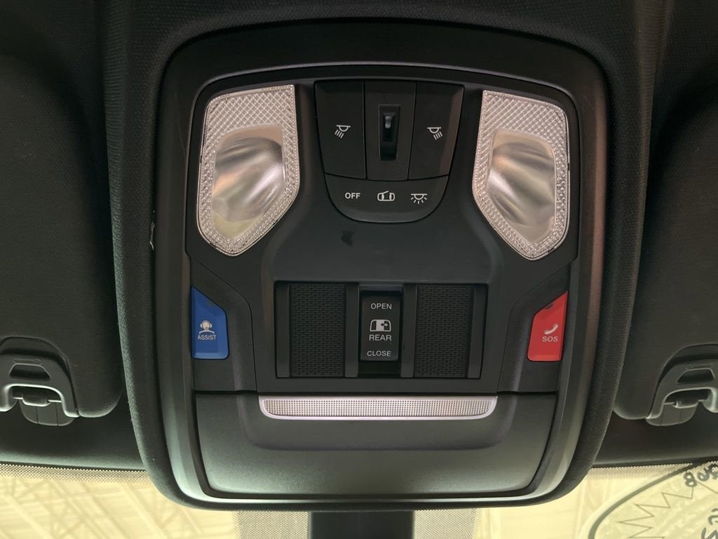 2022 RAM 1500 Big Horn Quad Cab 4x4 6'4" Box