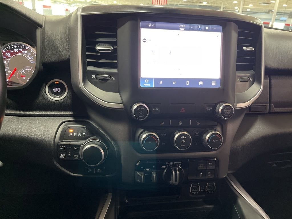 2022 RAM 1500 Big Horn Quad Cab 4x4 6'4" Box