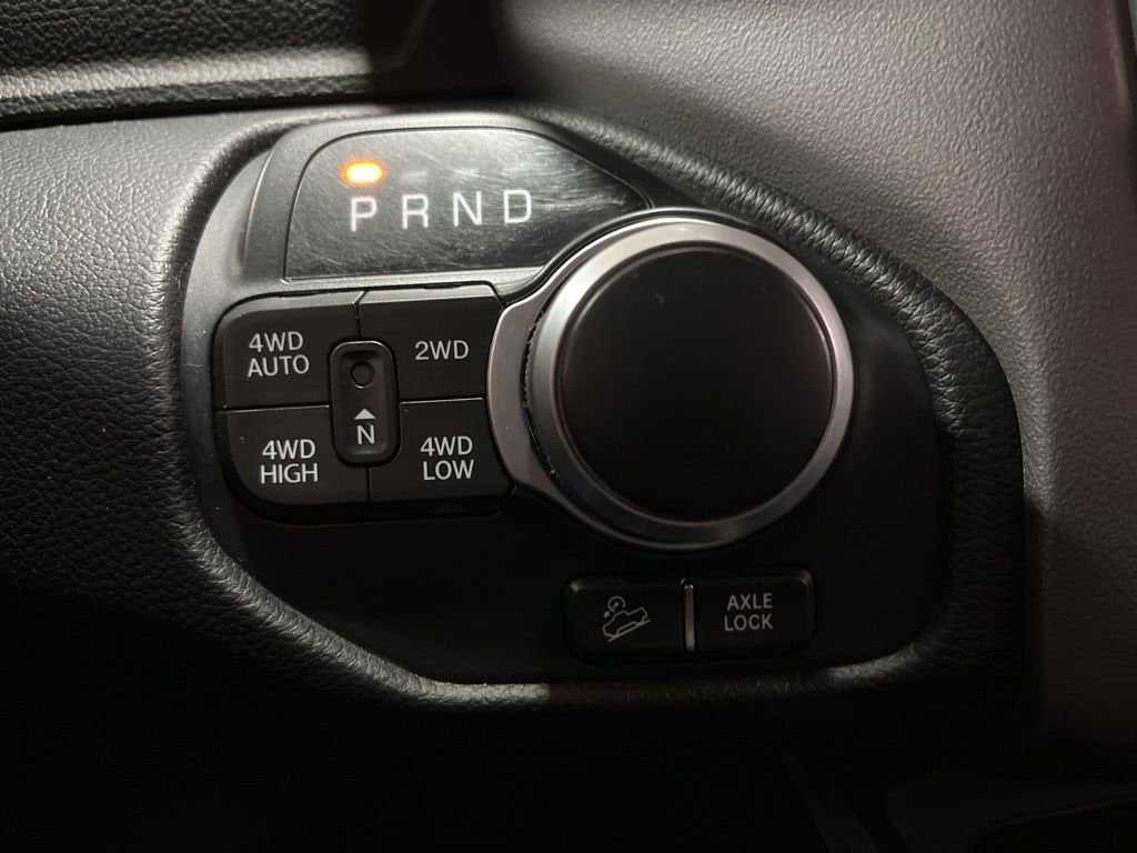 2022 RAM 1500 Big Horn Quad Cab 4x4 6'4" Box