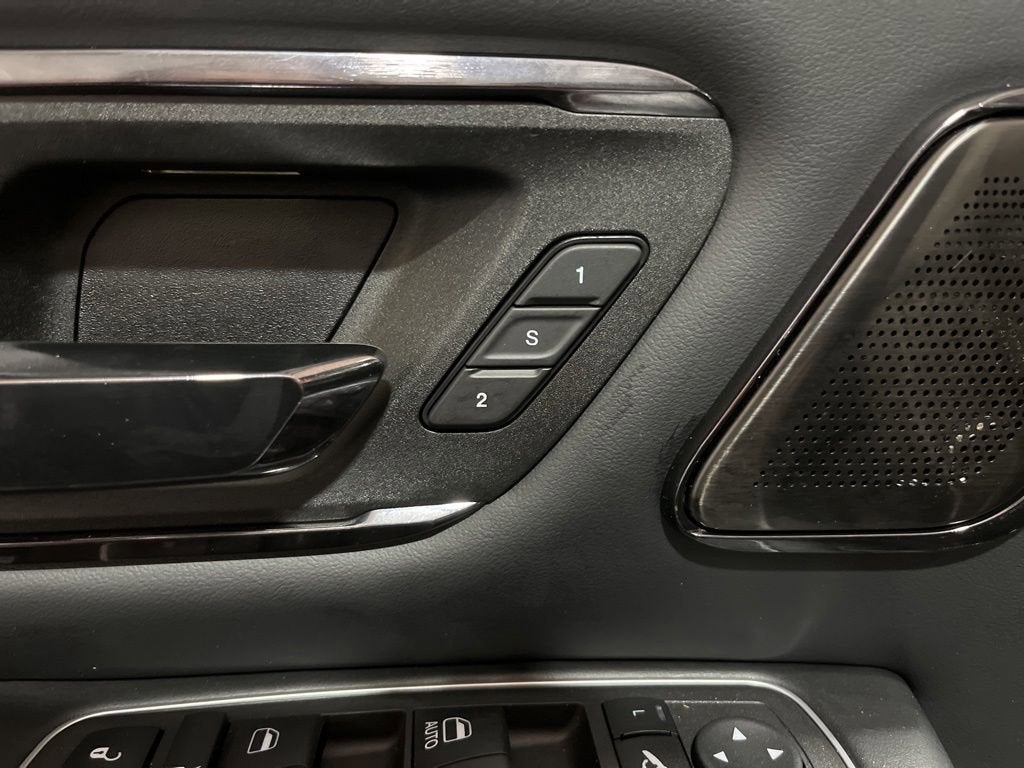 2023 RAM 1500 Limited Crew Cab 4x4 5'7" Box