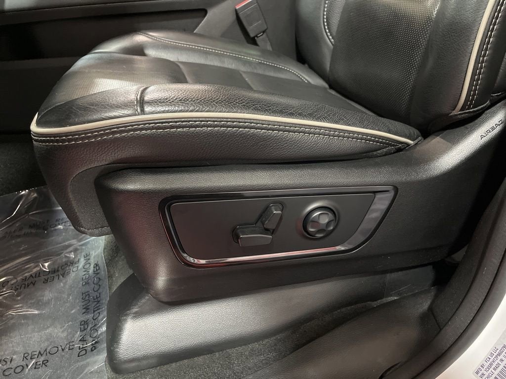 2023 RAM 1500 Limited Crew Cab 4x4 5'7" Box