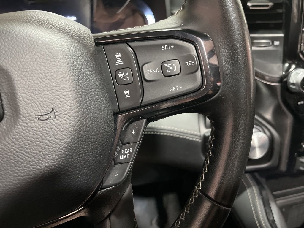 2023 RAM 1500 Limited Crew Cab 4x4 5'7" Box