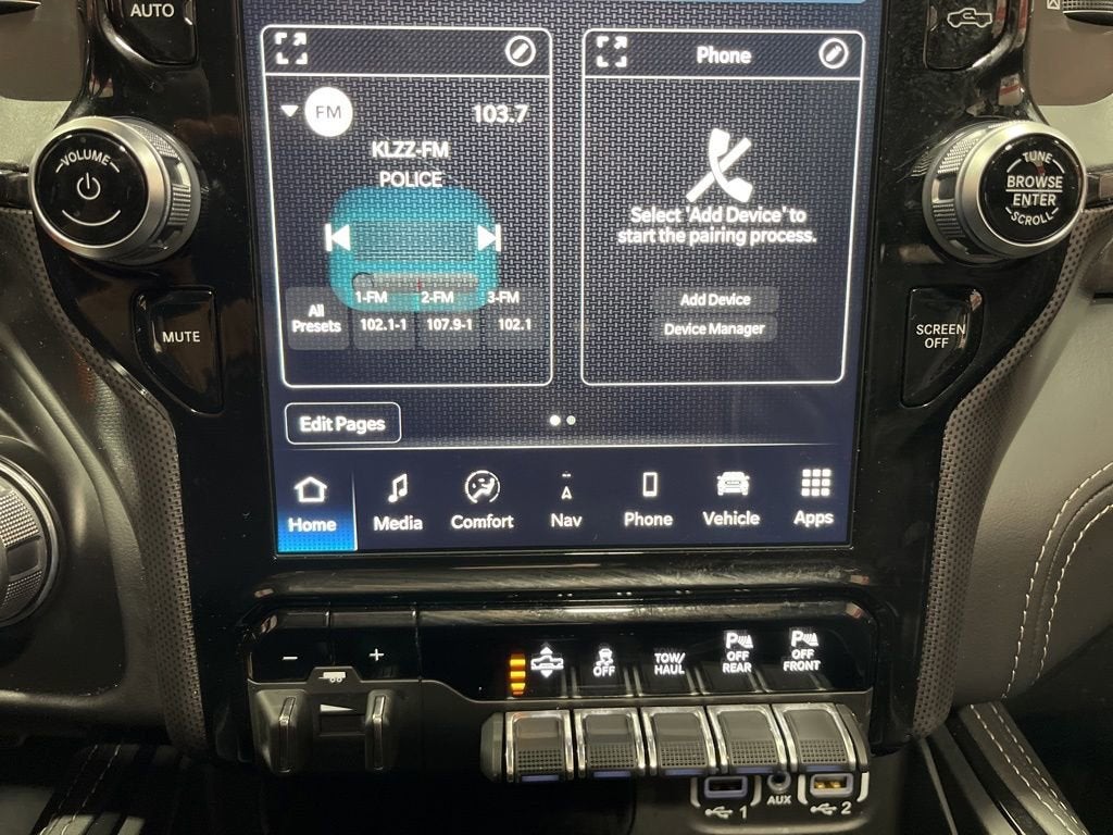 2023 RAM 1500 Limited Crew Cab 4x4 5'7" Box