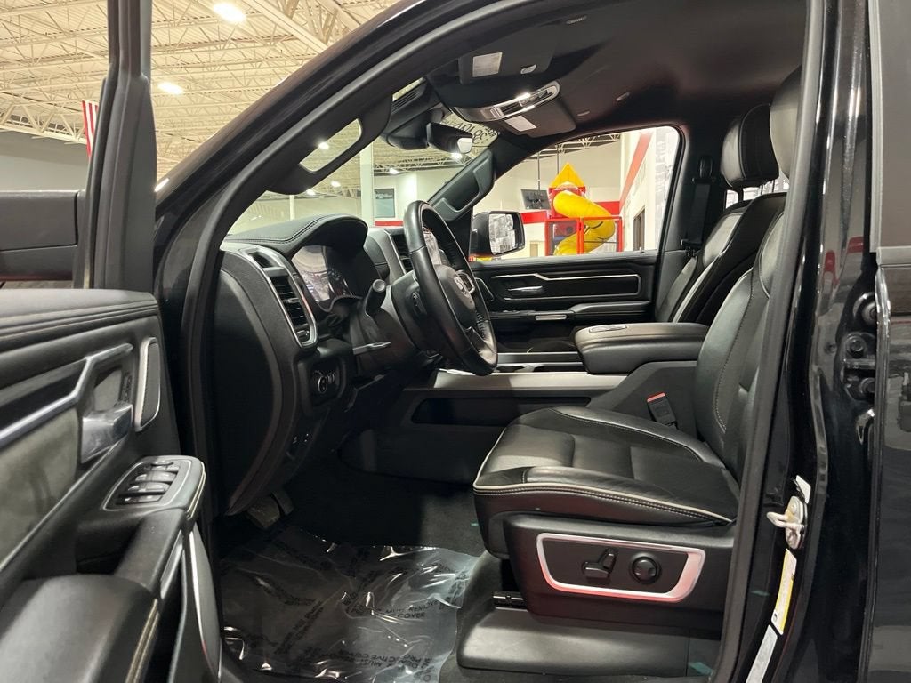 2023 RAM 1500 Laramie Crew Cab 4x4 5'7" Box