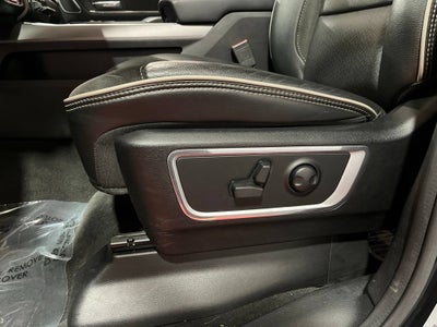 2023 RAM 1500 Laramie Crew Cab 4x4 5'7" Box