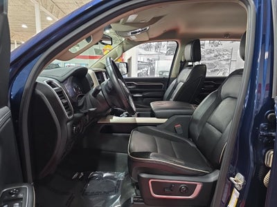 2020 RAM 1500 Laramie Crew Cab 4x4 5'7" Box