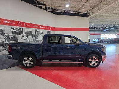 2020 RAM 1500 Laramie Crew Cab 4x4 5'7" Box