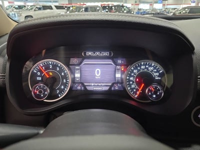 2020 RAM 1500 Laramie Crew Cab 4x4 5'7" Box