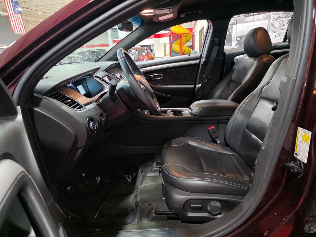 2018 Ford Taurus SEL