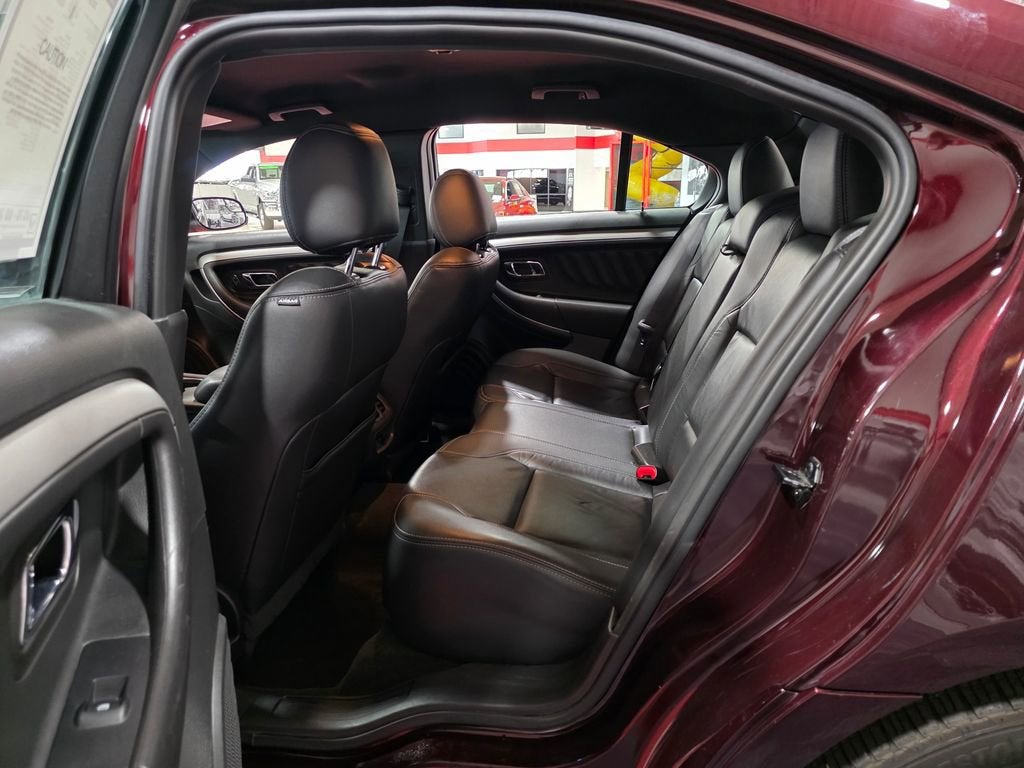 2018 Ford Taurus SEL