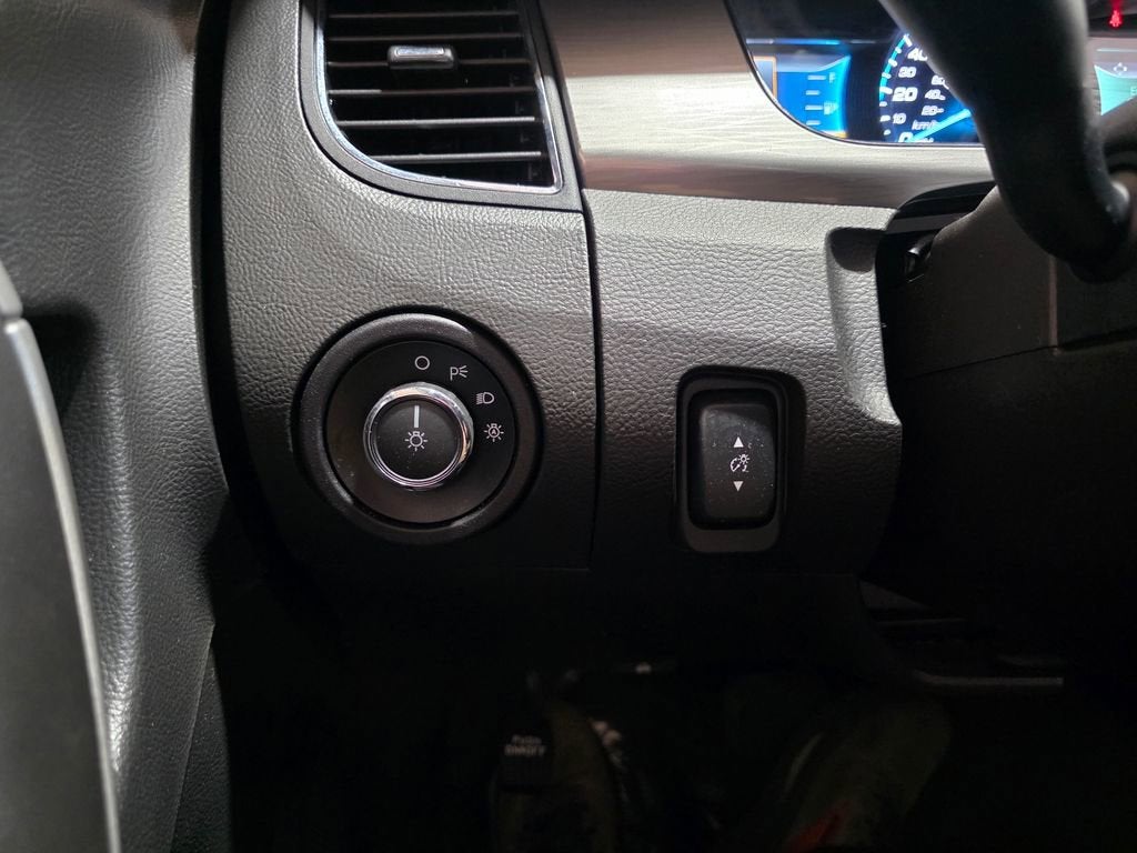 2018 Ford Taurus SEL