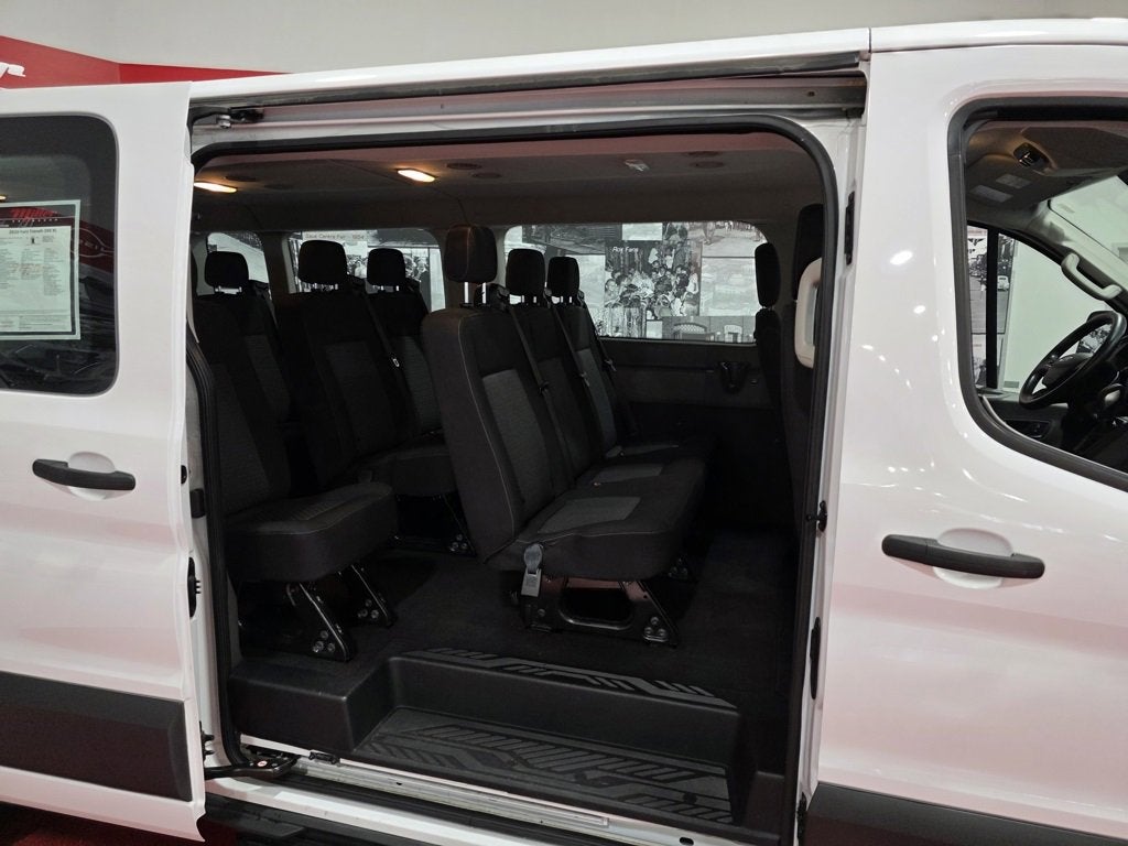 2020 Ford Transit Passenger Wagon XL