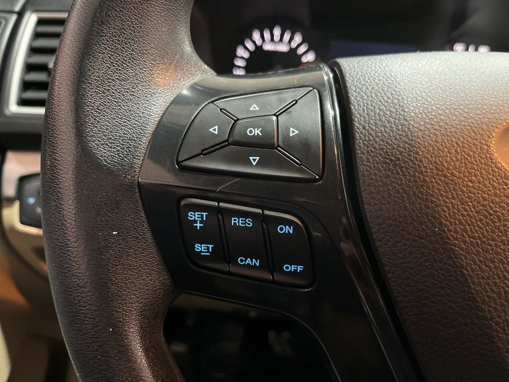 2017 Ford Explorer Base