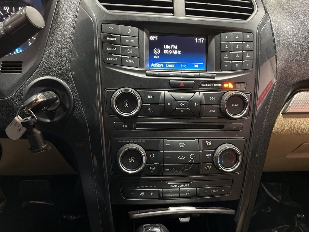 2017 Ford Explorer Base