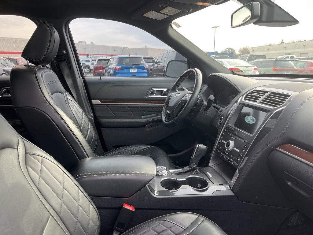 2019 Ford Explorer Platinum
