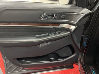 2019 Ford Explorer Platinum