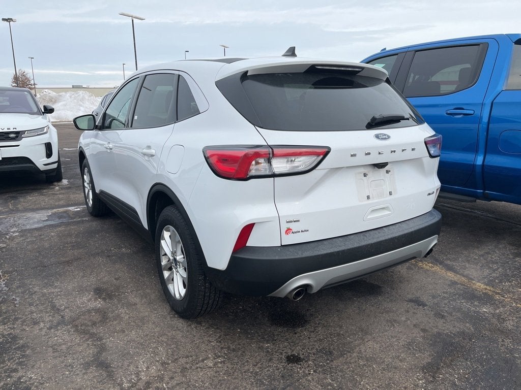 2020 Ford Escape SE