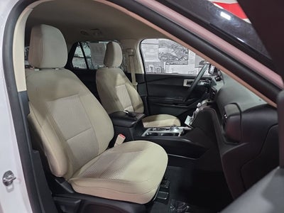 2021 Ford Explorer Base