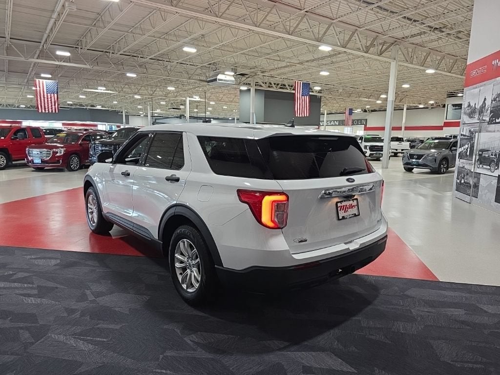2021 Ford Explorer Base