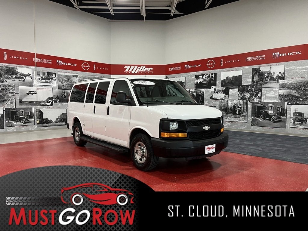 2016 Chevrolet Express Passenger 2500 LS