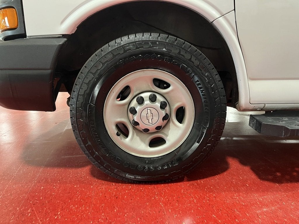 2016 Chevrolet Express Passenger 2500 LS