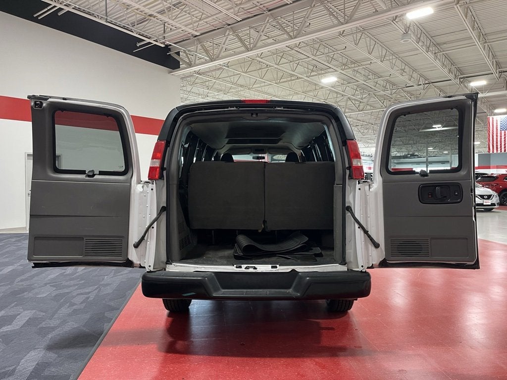 2016 Chevrolet Express Passenger 2500 LS