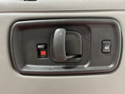 2016 Chevrolet Express Passenger 2500 LS