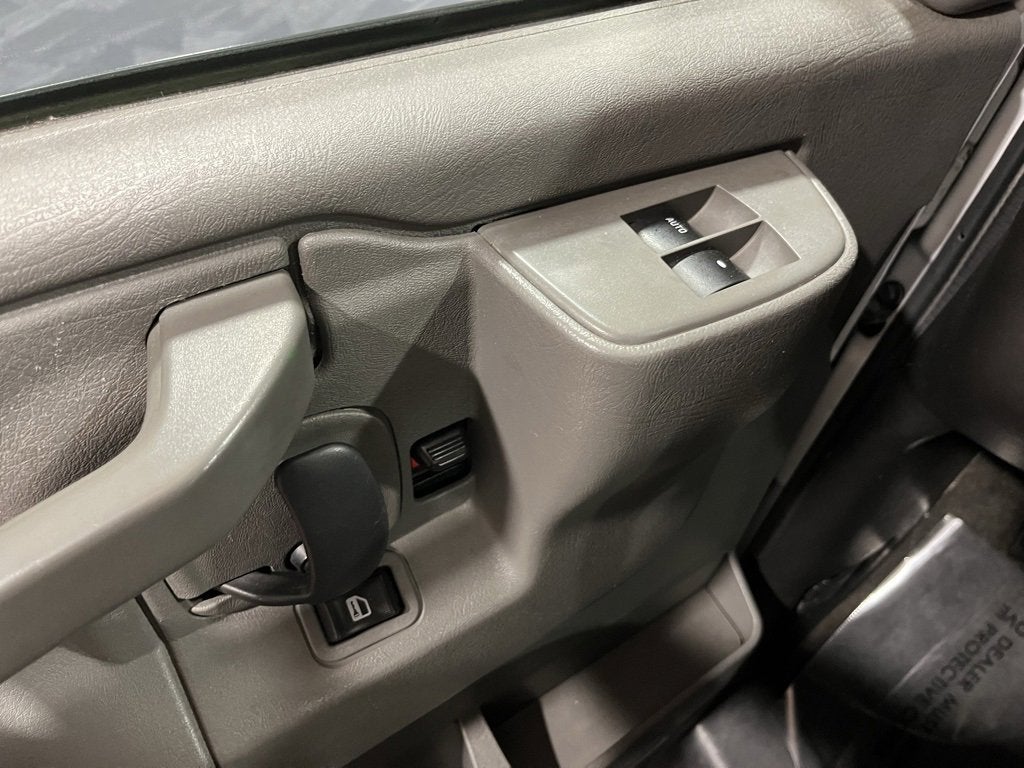 2016 Chevrolet Express Passenger 2500 LS