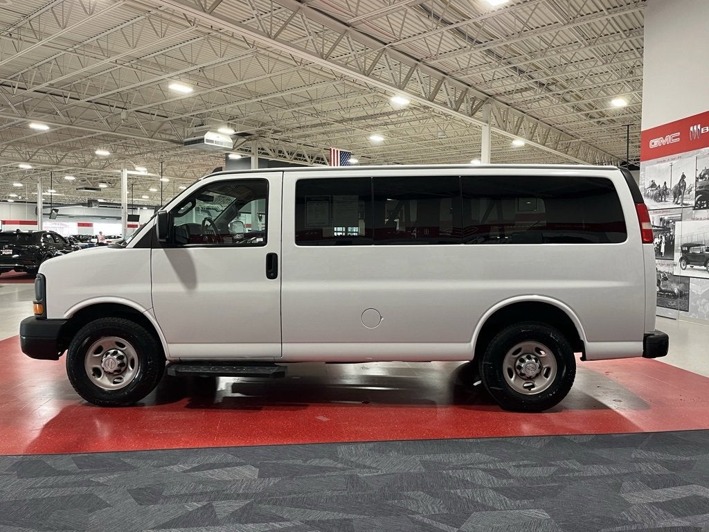 2016 Chevrolet Express Passenger 2500 LS