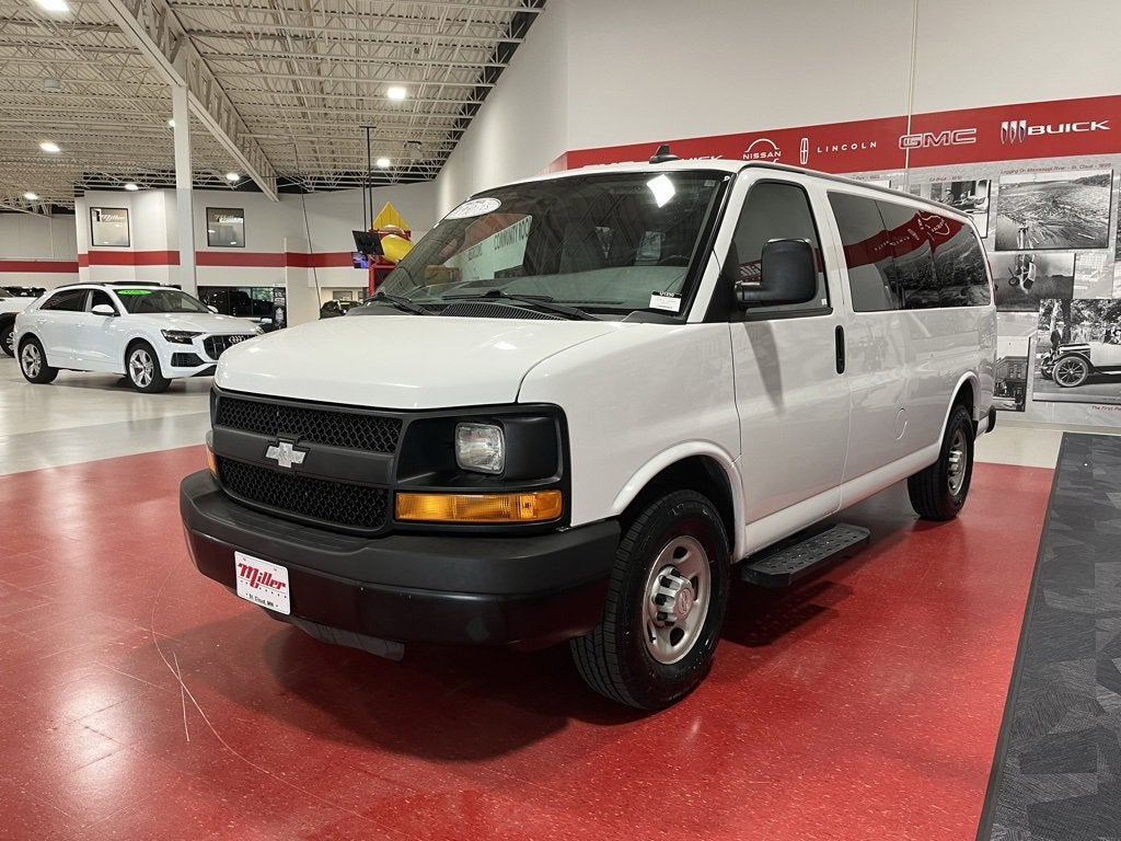 2016 Chevrolet Express Passenger 2500 LS