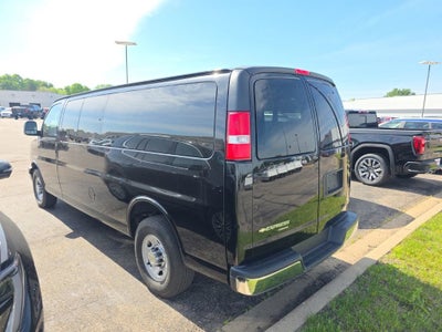 2012 Chevrolet Express Passenger 3500 1LT