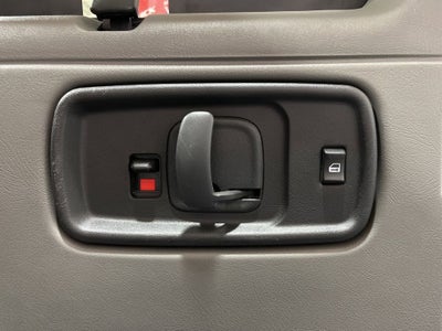 2020 Chevrolet Express Passenger 3500 1LS