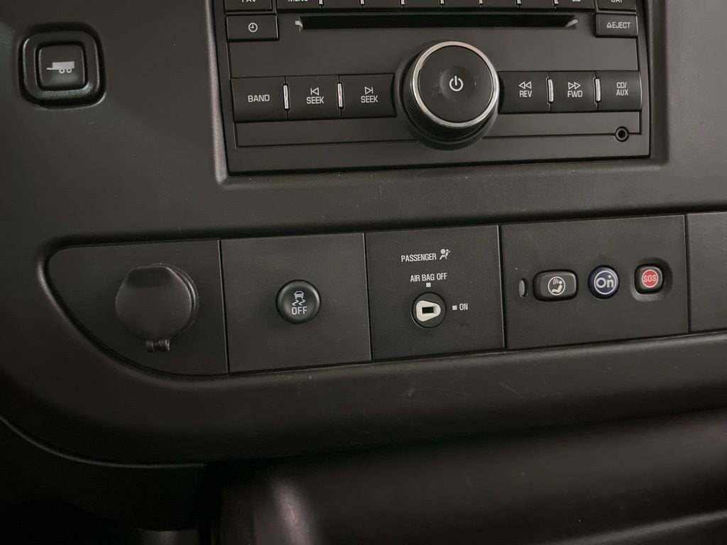 2020 Chevrolet Express Passenger 3500 1LS